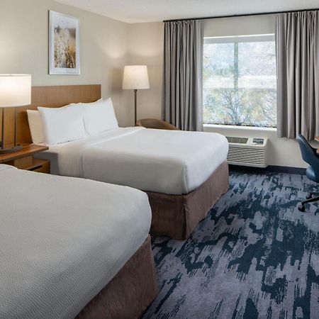 Fairfield Inn & Suites By Marriott Fort Myers Cape Coral Cypress Lake Exterior foto